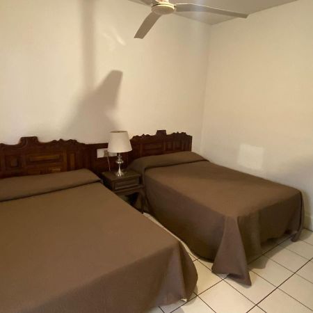 Hotel Maya Ixtlan Ixtlan del Rio Buitenkant foto