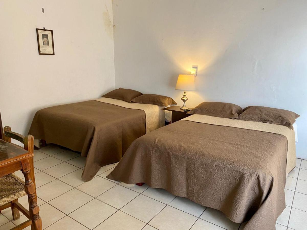 Hotel Maya Ixtlan Ixtlan del Rio Buitenkant foto