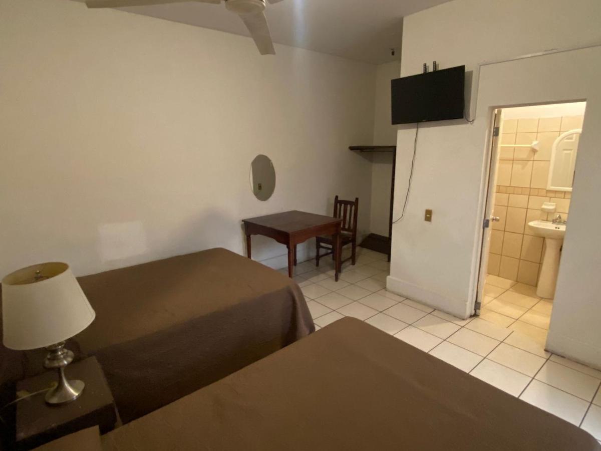 Hotel Maya Ixtlan Ixtlan del Rio Buitenkant foto