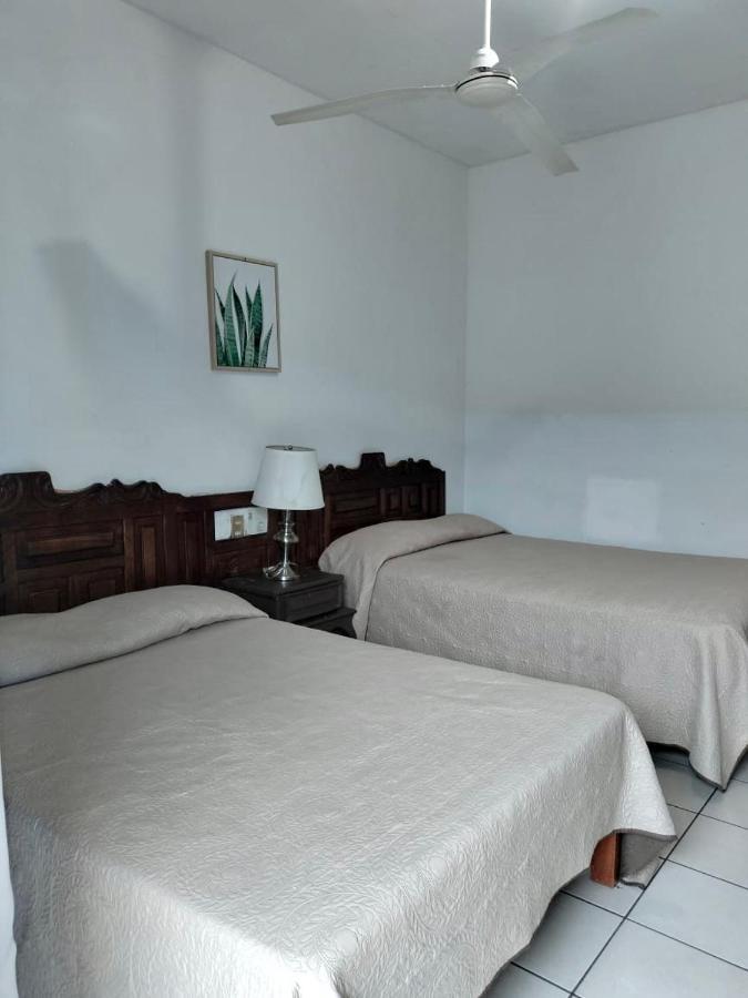 Hotel Maya Ixtlan Ixtlan del Rio Buitenkant foto
